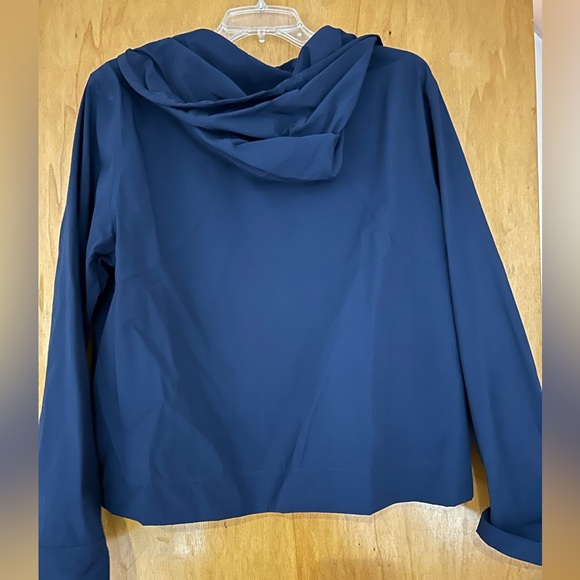 Sweaty Betty Air Flow Hoodie in Navy Blue! - Picture 2 of 8